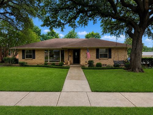 6147 Woodcrest Ln, Dallas, TX, 75214-2336 | Card Image