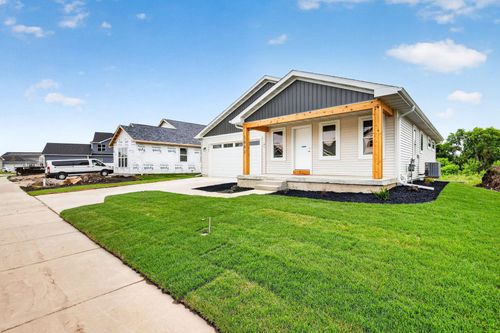 1061 Kamperschroer Way, Sun Prairie, WI, 53590-8874 | Card Image