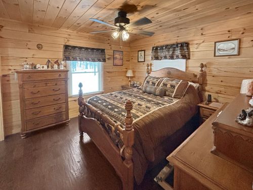 11 Amherst Ln, Woodsville, NH, 03785-4700 | Card Image