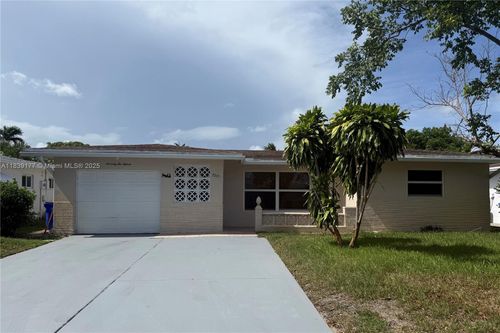 7215 Nw 8th St, Margate, FL, 33063-4026 | Card Image