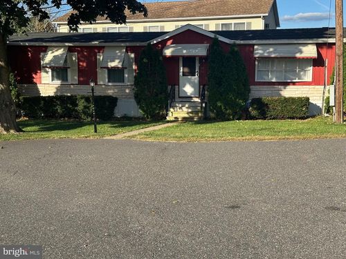 1 Clubhouse Ter, QUAKERTOWN, PA, 18951 | Card Image