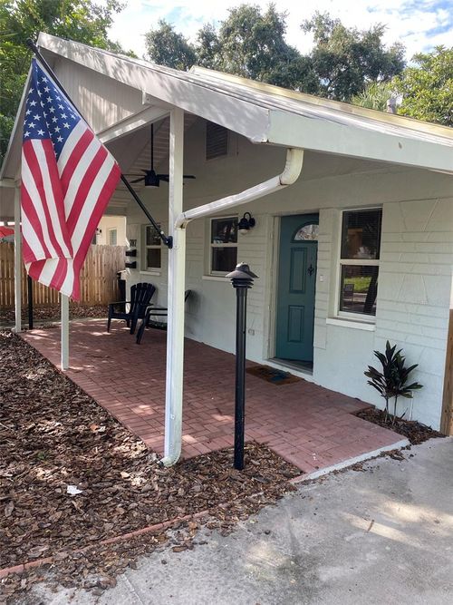 787 12th Ave N, St Petersburg, FL, 33701-1009 | Card Image