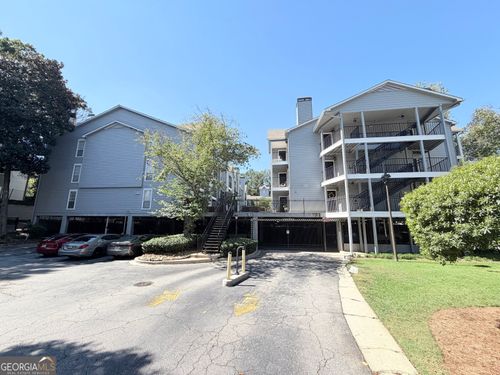 322 Granville Ct, Sandy Springs, GA, 30328-3434 | Card Image