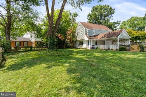 8596 Sherman Ct, MANASSAS, VA, 20110-4824 | Card Image