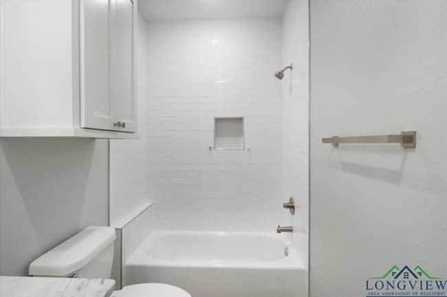 1210 Cobblestone Ct, House other with 3 bedrooms, 2 bathrooms and null parking in Carthage TX | Image 30