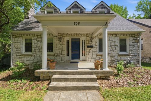 705 Cooper Dr, Lexington, KY, 40502-2249 | Card Image