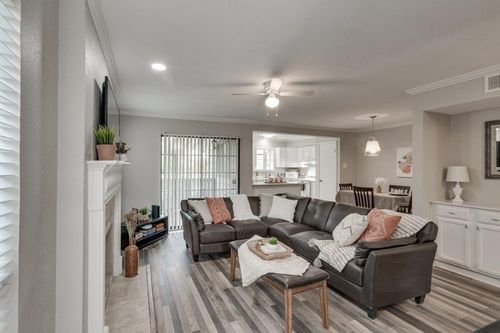 401-15151 Berry Trl, Dallas, TX, 75248-6318 | Card Image