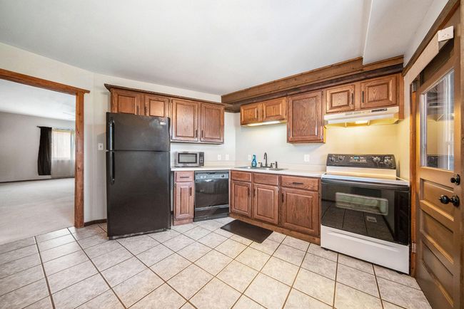 10 - 215 N Washington St, Condo with 2 bedrooms, 1 bathrooms and null parking in Manchester MI | Image 7