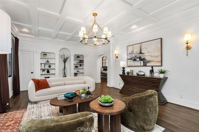 TOP FLOOR LIVING ROOM | Image 25