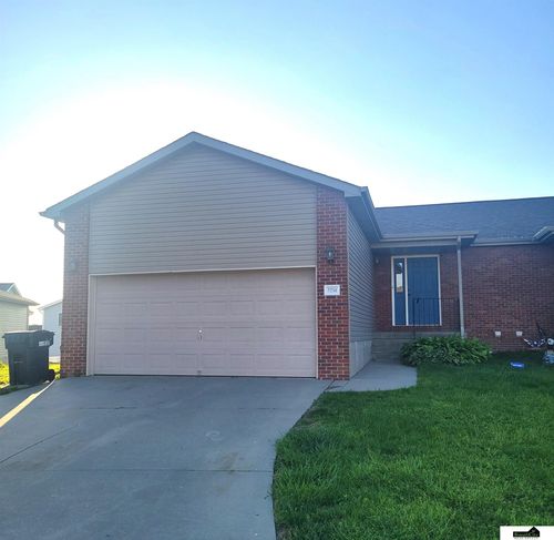 7251 Dorchester Court, Lincoln, NE, 68521 | Card Image