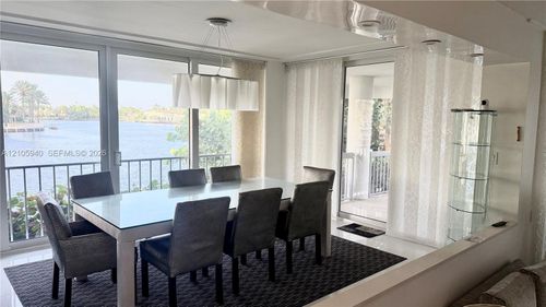 th-6-19707 Turnberry Way, Aventura, FL, 33180-2502 | Card Image