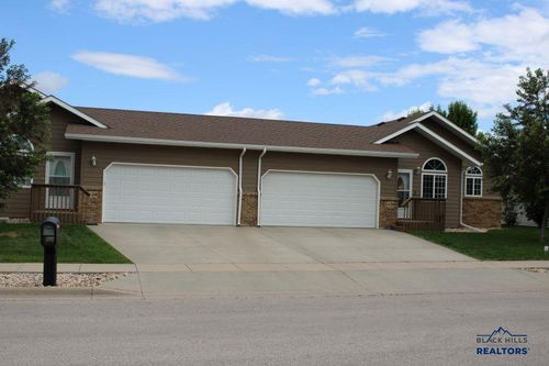 3438 Kyle St, Rapid City, SD, 57701-7093 | Card Image