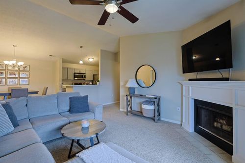 12-380 Timber Ridge Dr, Wilder, KY, 41071-3372 | Card Image