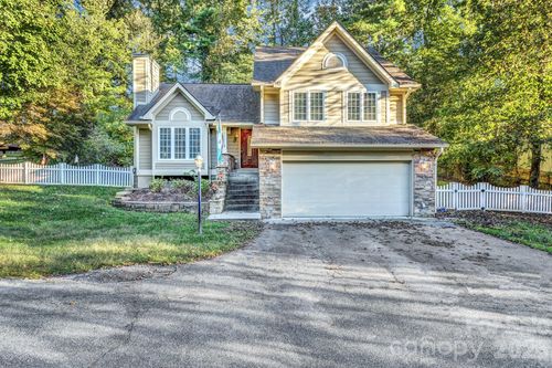911 Fanning Bridge Rd, Fletcher, NC, 28732-9211 | Card Image