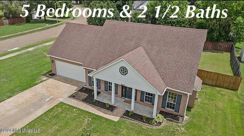 5642 Michaelson Dr, Olive Branch, MS, 38654-3557 | Card Image