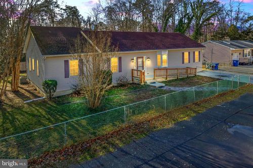 323 Wildrose St, BROWNS MILLS, NJ, 08015-3309 | Card Image