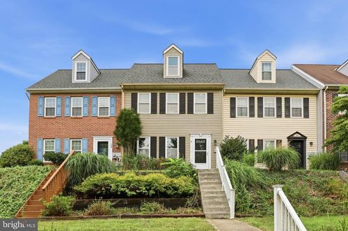 22 Pennwick Dr, Lititz, PA, 17543-9487 | Card Image