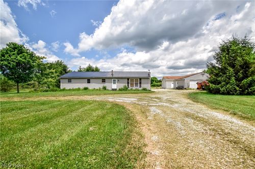 15310 Hart Rd, Montville, OH, 44064-9726 | Card Image