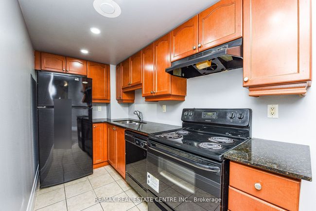 1407 - 220 Forum Dr, Condo with 2 bedrooms, 2 bathrooms and 1 parking in Mississauga ON | Image 12