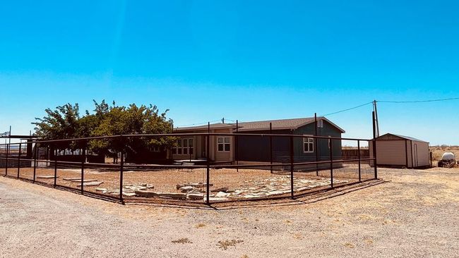 1613 W San Antonio St, House other with 4 bedrooms, 3 bathrooms and 3 parking in Marfa TX | Image 8