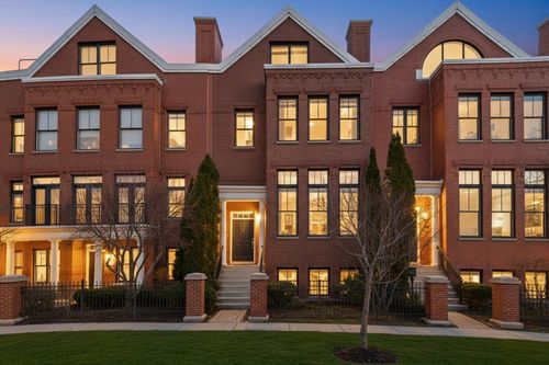 79-1891 Admiral Ct, Glenview, IL, 60026-8055 | Card Image