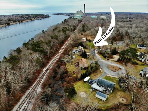 24 Regency Dr, Sagamore, MA, 02561-1257 | Card Image