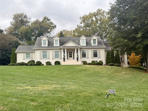 3400 Seward Pl, Charlotte, NC, 28211-3743 | Card Image