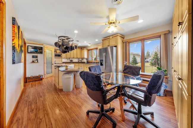 26 Dining_kitchen.jpg | Image 20