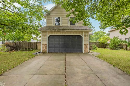 14618 Fordline St, Southgate, MI, 48195-2549 | Card Image