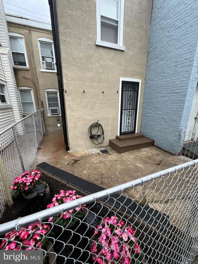 806 E 8 Th St, Townhouse with 2 bedrooms, 1 bathrooms and null parking in WILMINGTON DE | Image 19