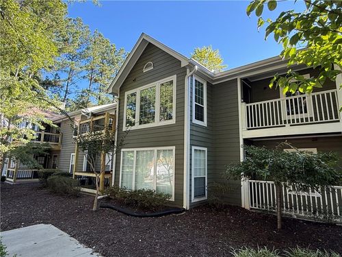 515 Berkeley Woods Dr, Duluth, GA, 30096-6353 | Card Image