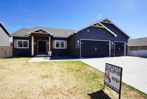 3177 Whispering Springs Rd, Casper, WY, 82604-6403 | Card Image