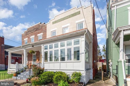 804 N Plum St, LANCASTER, PA, 17602-2322 | Card Image