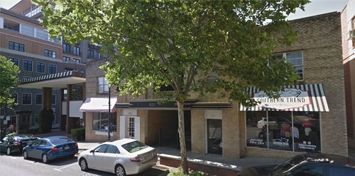 641 W Dickson St, Fayetteville, AR, 72701-5017 | Card Image