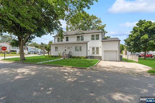 65 Woodward St, Saddle Brook, NJ, 07663-5447 | Card Image
