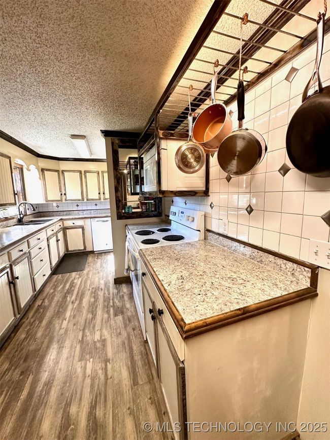 35 Camp Loop, House other with 3 bedrooms, 2 bathrooms and null parking in Mcalester OK | Image 8