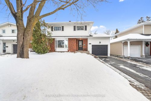 2698 Iris St, Ottawa, ON, K2C1E6 | Card Image