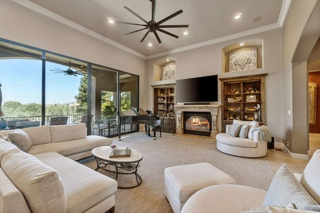 21788 Brighton Crest Dr, House other with 5 bedrooms, 0 bathrooms and null parking in Friant CA | Image 8