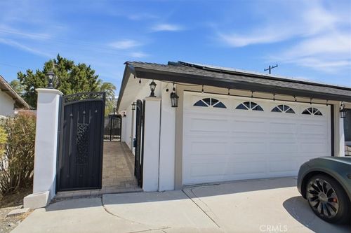 55 Gainsborough, Thousand Oaks, CA, 91360 | Card Image