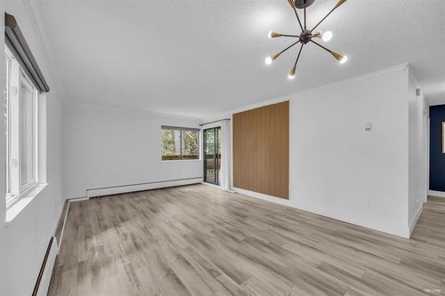 102-1555 Fir St, White Rock, BC, V4B4B6 | Card Image