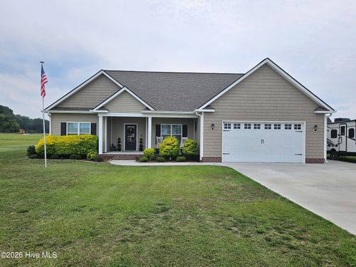 91 Country Cove Ln, Clinton, NC, 28328-1302 | Card Image