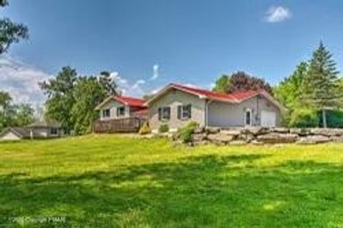 5 Primrose Dr, East Stroudsburg, PA, 18302-8043 | Card Image