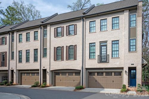 2815 Hillside Springs Dr, Charlotte, NC, 28209-2472 | Card Image