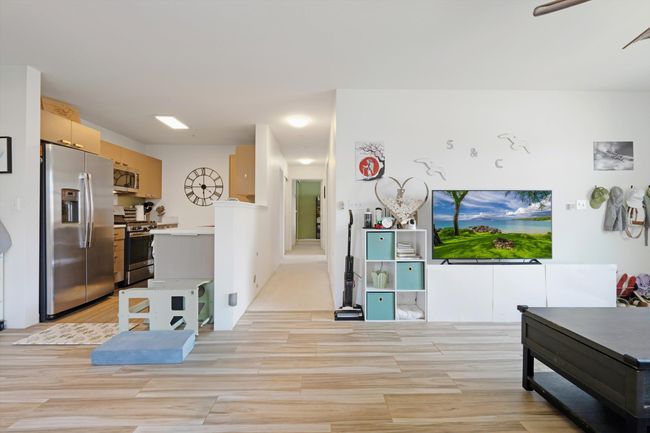UNIT-1401 - 50 Kihalani St, Condo with 3 bedrooms, 2 bathrooms and null parking in Kihei HI | Image 4