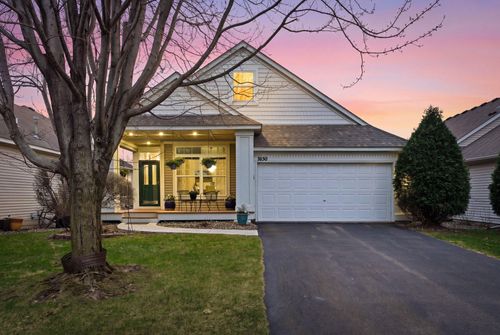 7650 Prairie Flower Blvd, Chanhassen, MN, 55317-8334 | Card Image