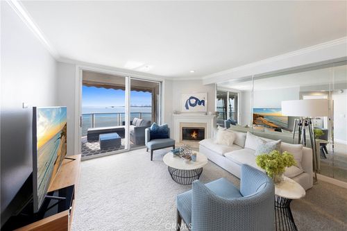 206-1500 E Ocean Blvd, Long Beach, CA, 90802-4807 | Card Image