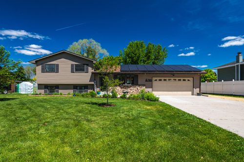 705 Spillway Dr, La Crosse, WI, 54603-1058 | Card Image
