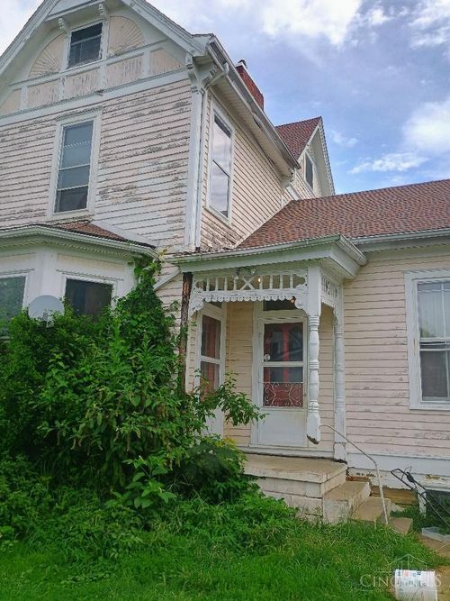 200 E 8th St, Manchester, OH, 45144-1365 | Card Image