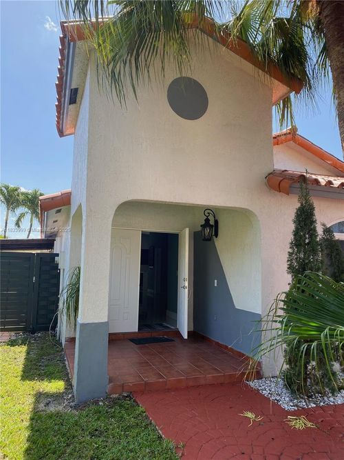 14942 Sw 36th Ter, Miami, FL, 33185-3934 | Card Image