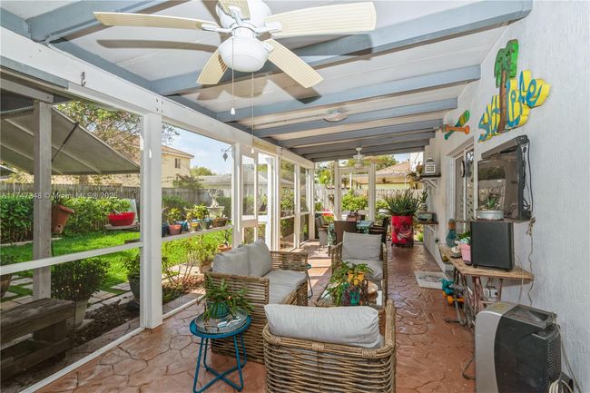 3076 Se 4 Th Ct, House other with 5 bedrooms, 3 bathrooms and null parking in Homestead FL | Image 25